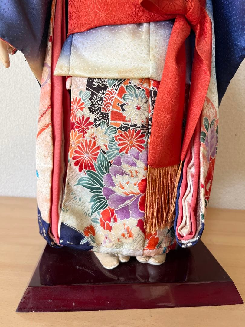 愛くるしい日本人形 4