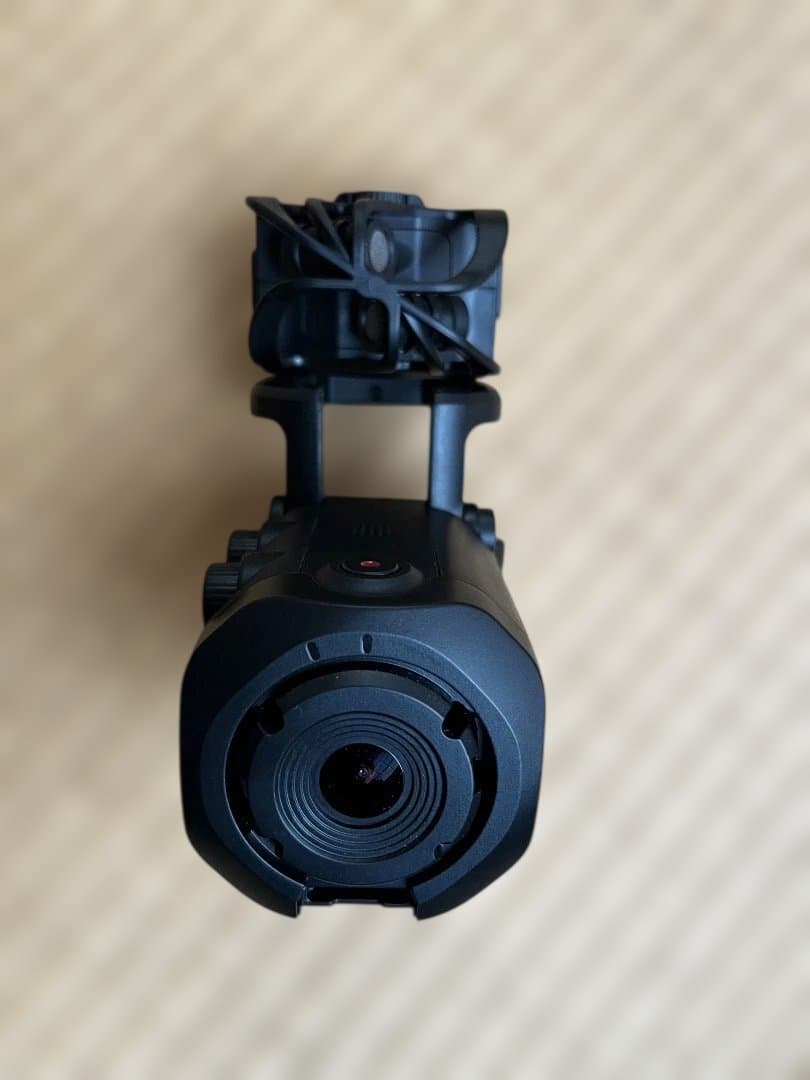ZOOM Q8n-4K　ZOOMのミージシャンや配信者向け高性能ビデオレコーダー