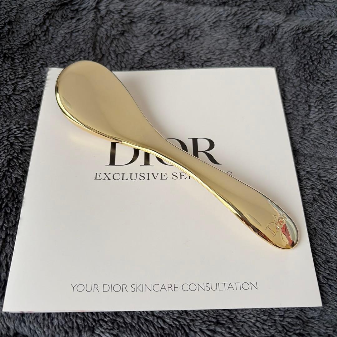 Dior ディオール プレステージ ル ペタル マルチ パール マッサージツール