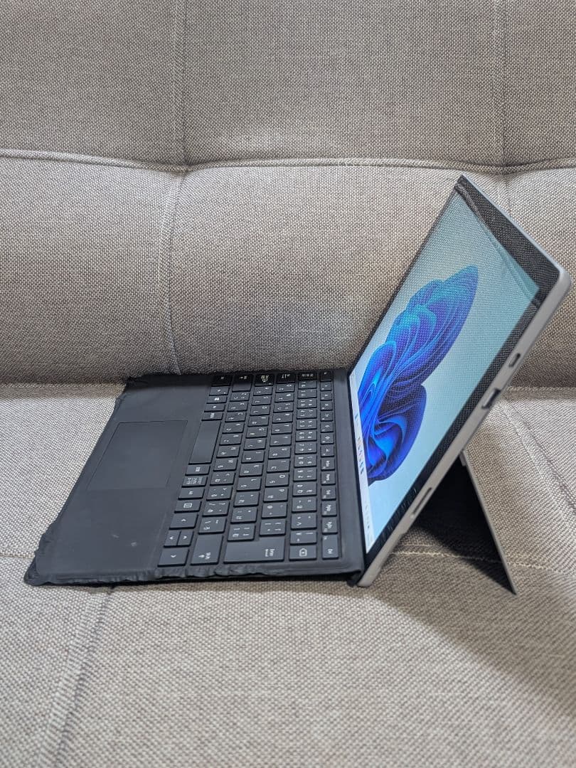 Surface Pro 7 i5 8GB 256GBタイプカバー付きb
