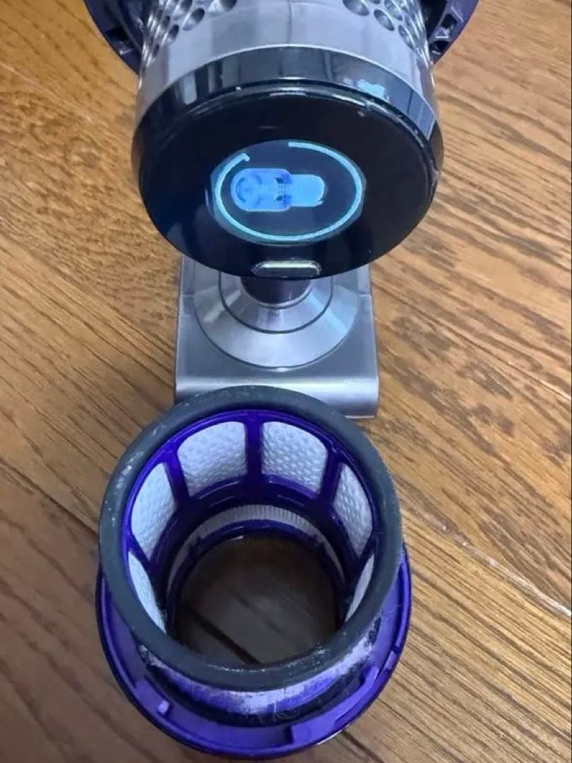 期間限定値下げ中 Dyson V12 SV18 本体　内部清掃 完動良品①