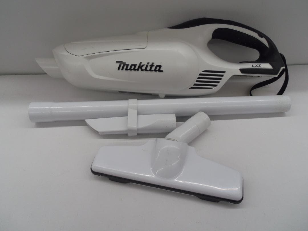 【中古品】マキタ 充電式クリーナ CL182FD 18V 本体のみ makita