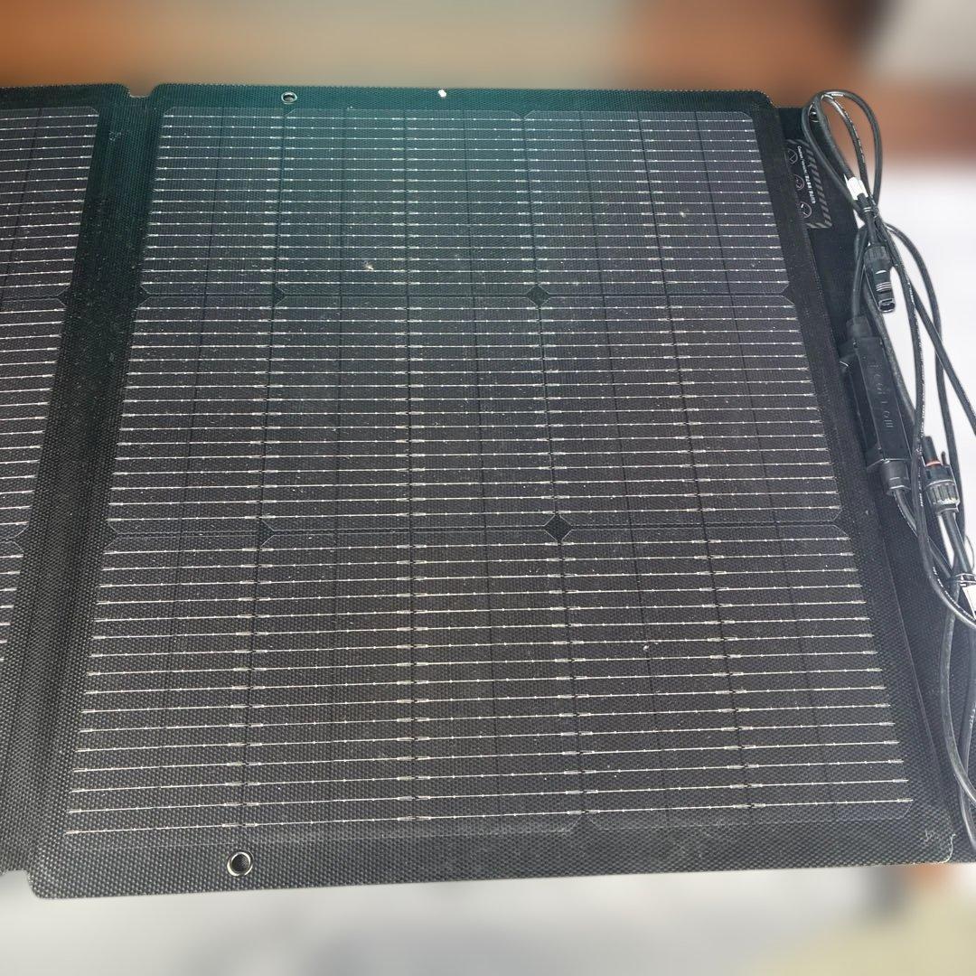 EcoFlow 220W片面 ソーラーパネルGen2　訳アリE5