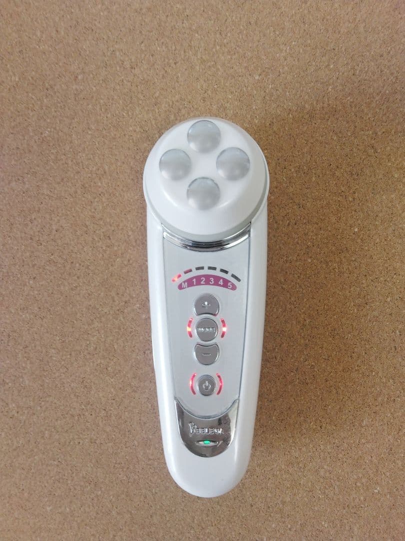 ベレガ　セルキュア　CELL CURE 4T+ フェイスケア 美顔器