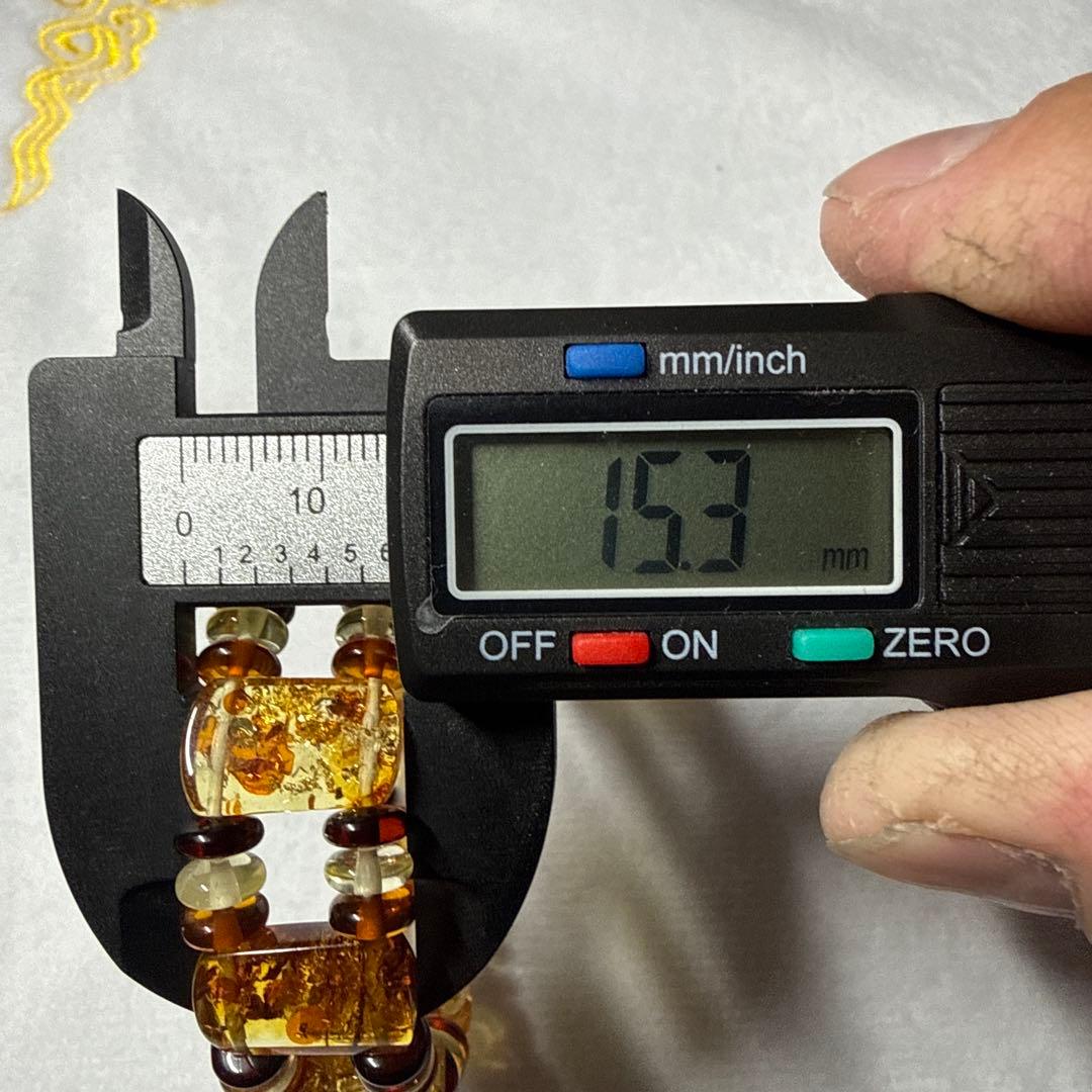 ハンドメイド　バルト海産　アンバー　琥珀　バングル
