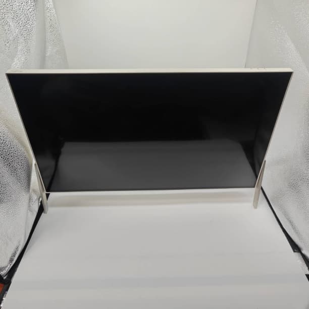 第8世代 i7 一体型PC フルHD 富士通 8GB SSD128GB オフィス