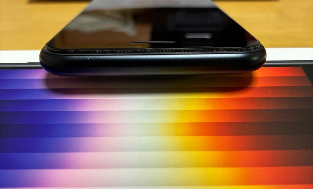 iPhone SE3 64GB SIMロックなし