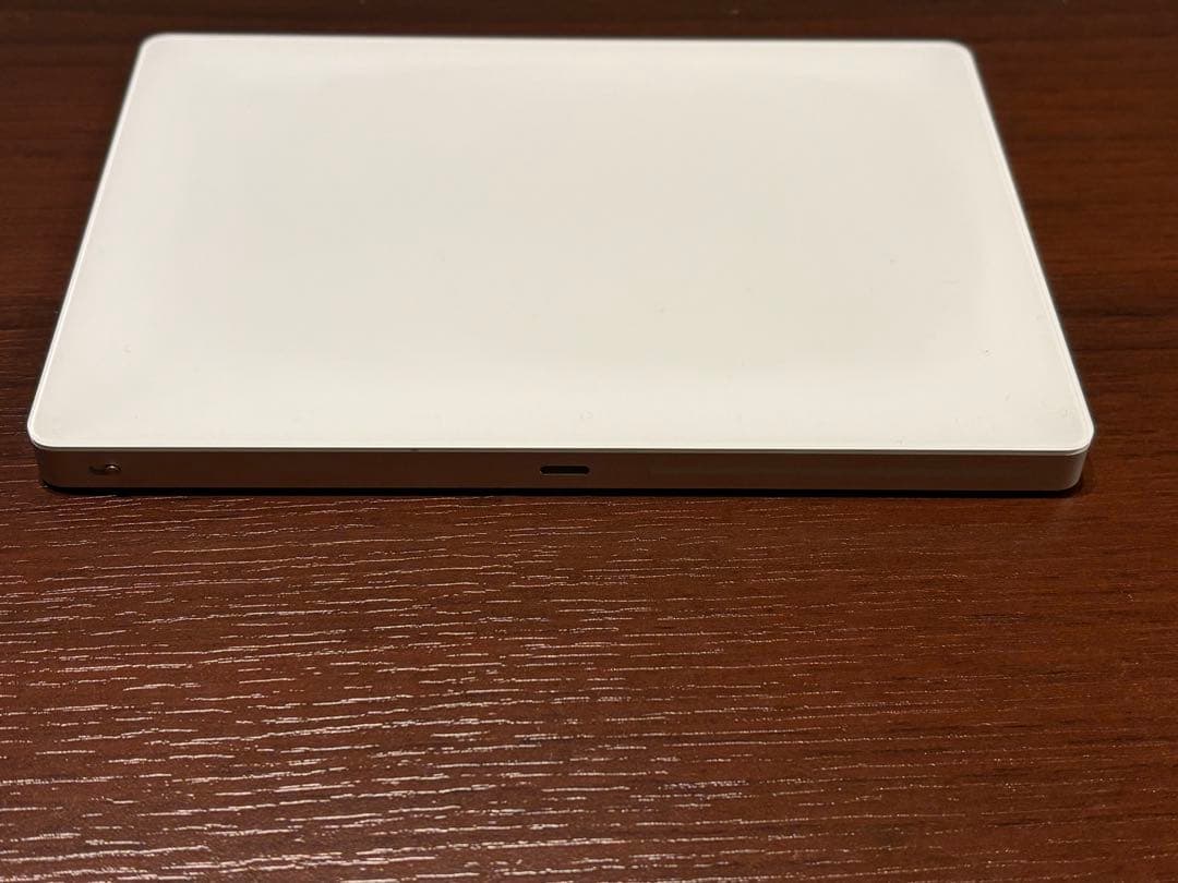 Apple Magic Trackpad ホワイト　Lightning
