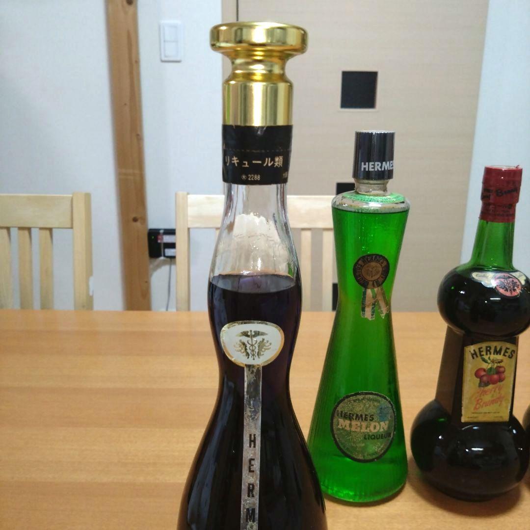 ◆ヘルメス◆クレーム•ド•バイオレット◆メロン◆チェリーブランデー◆スロー ジン