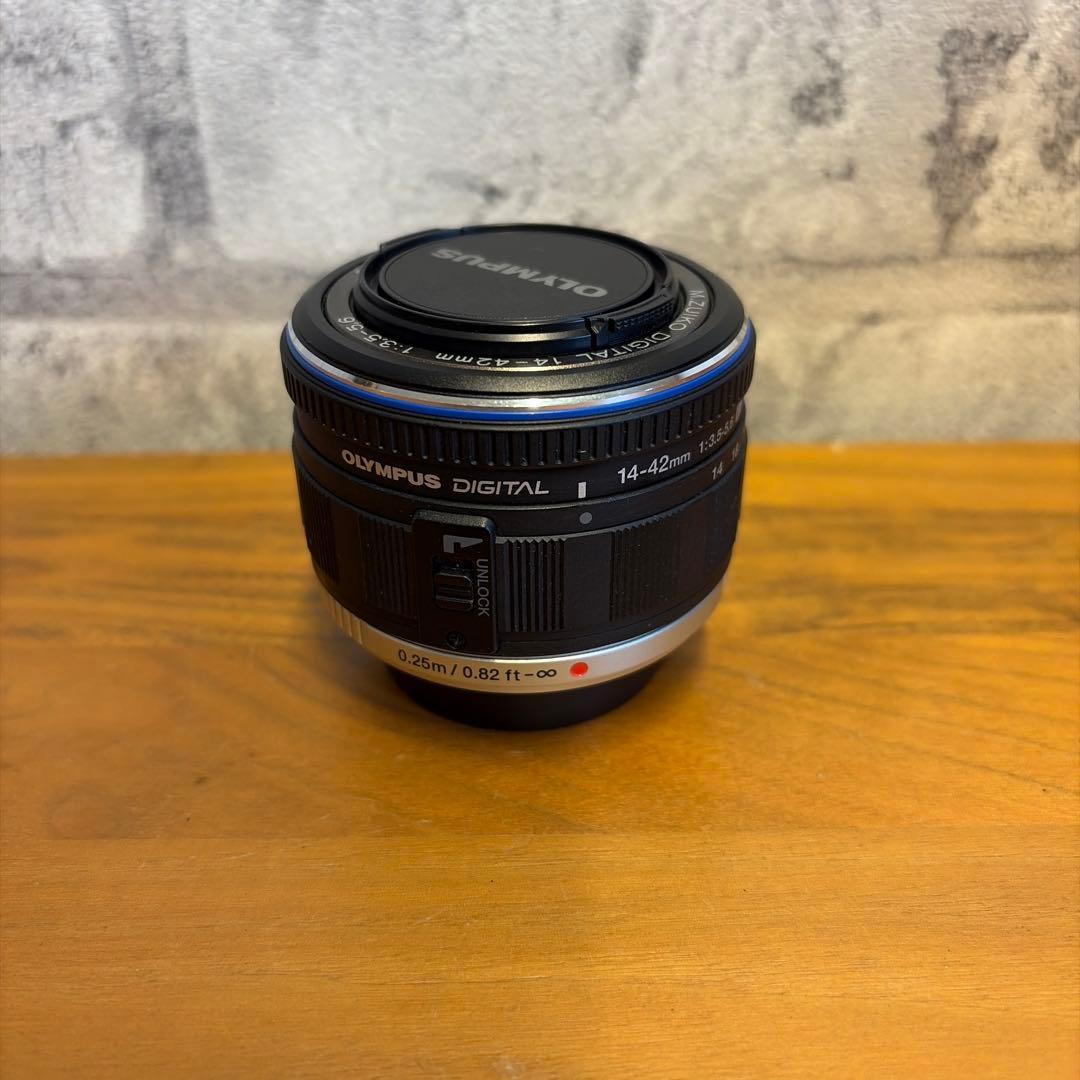 【元箱付OLYMPUS PEN E-P1 ツインレンズキット シルバーフルセット