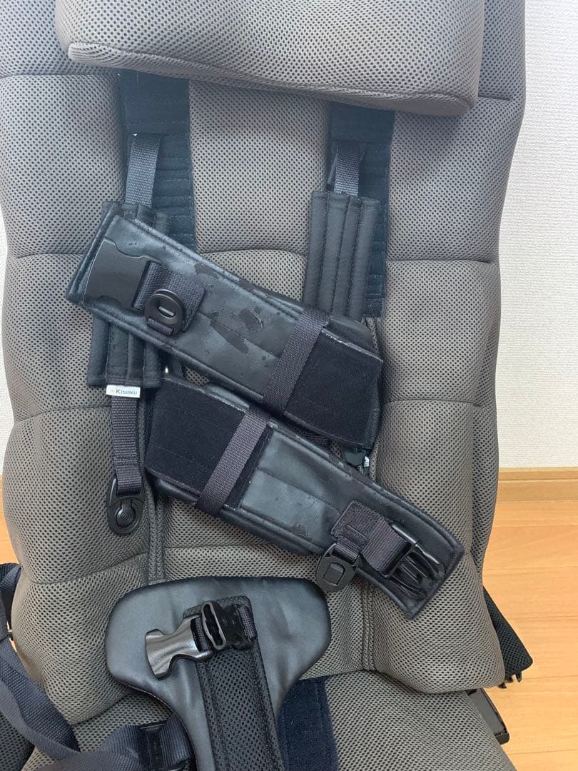 障害児用カーシート