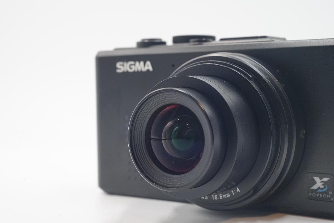 美品　SIGMA DP1x コンパクトデジタルカメラ
