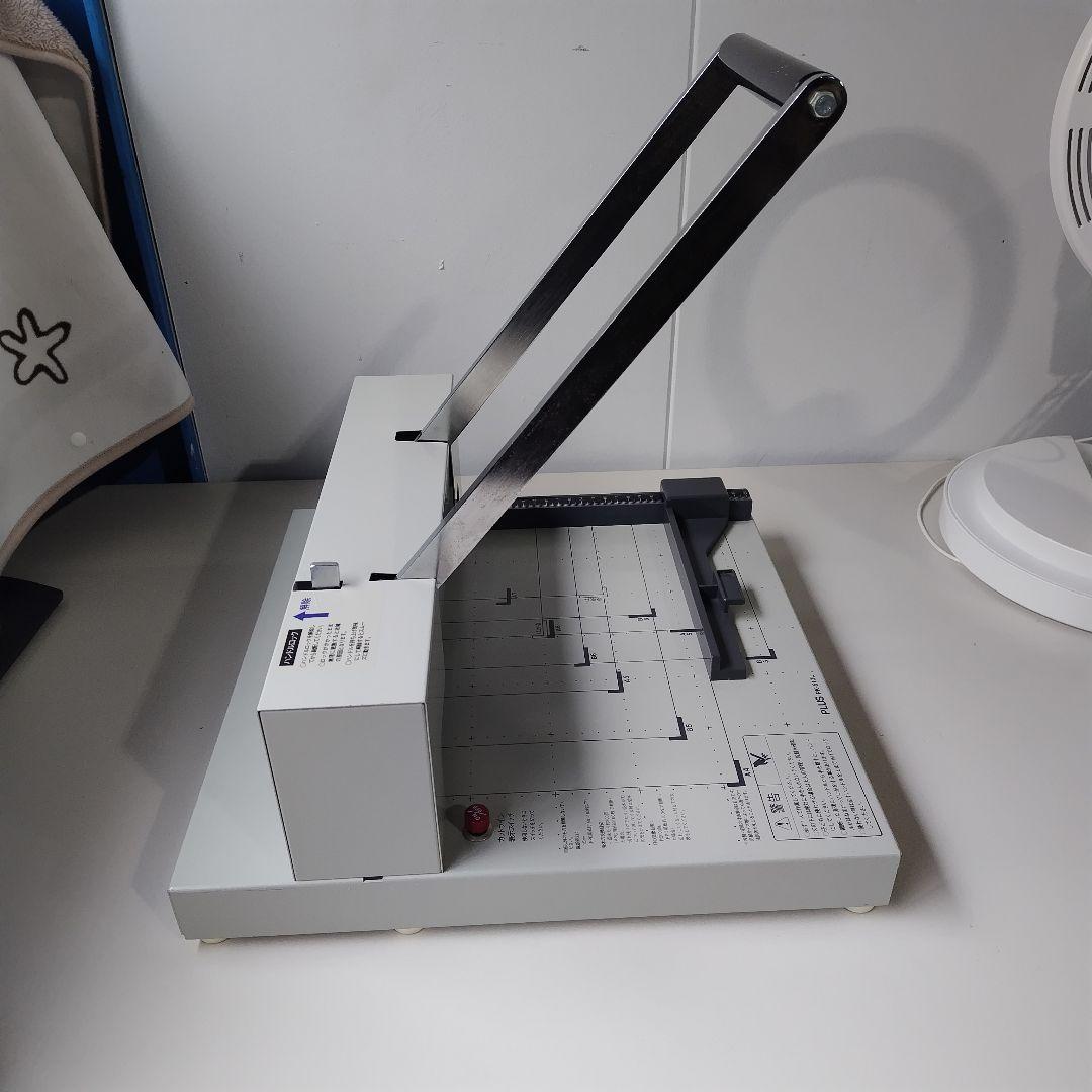 【ジャンク】PLUS／プラス　手動断裁機　PK-513L　C1423