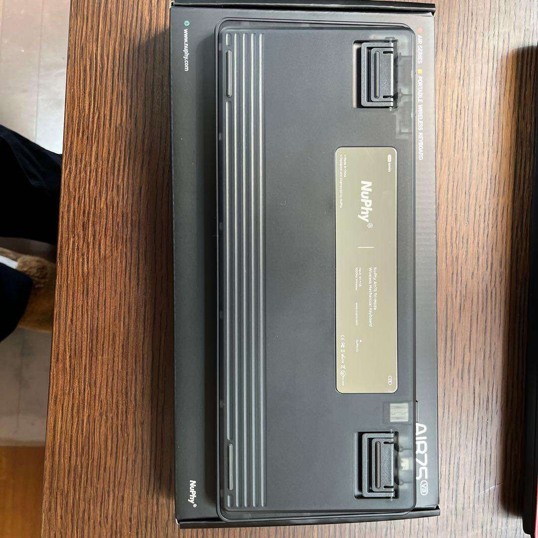 NuPhy Air75 V3 黒色　日本語配列　Blush nano 箱付き
