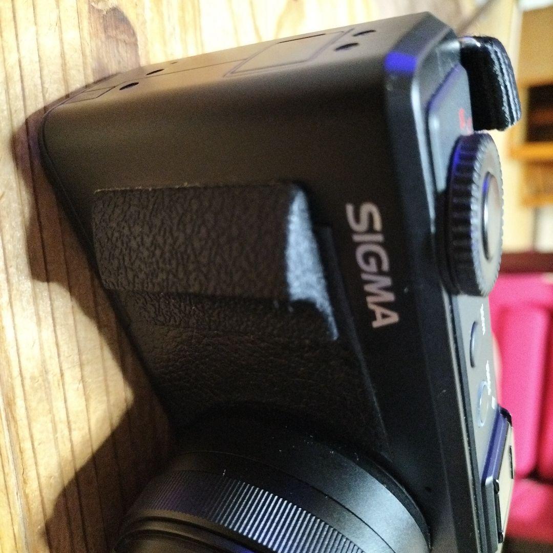 SIGMA コンパクトデジタルカメラ 19mm F2.8