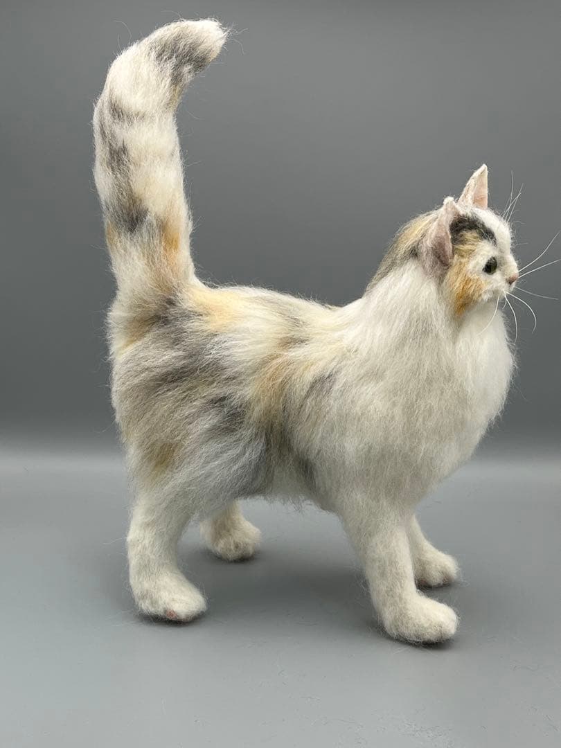 リアル羊毛フェルト猫　No.2 ノルウェージャン　キャリコ