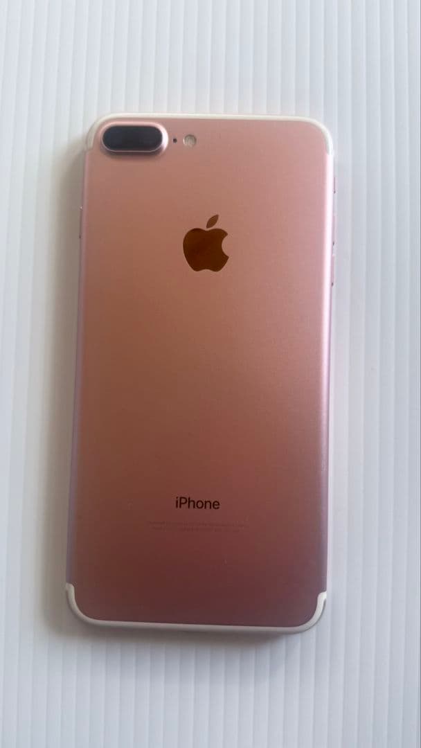 iPhone 7 Plus 本体バッテリー100%