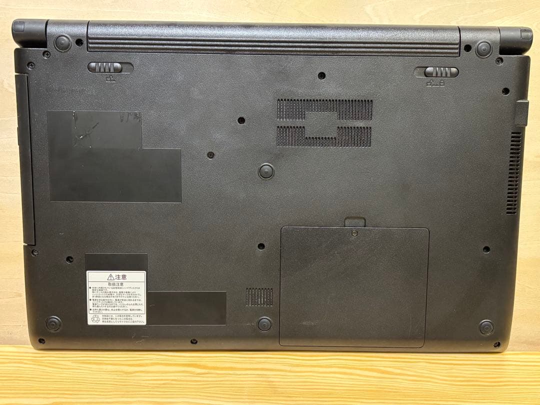 Win11入りジャンク i3モデルノートPC i3-7020U SSD128GB