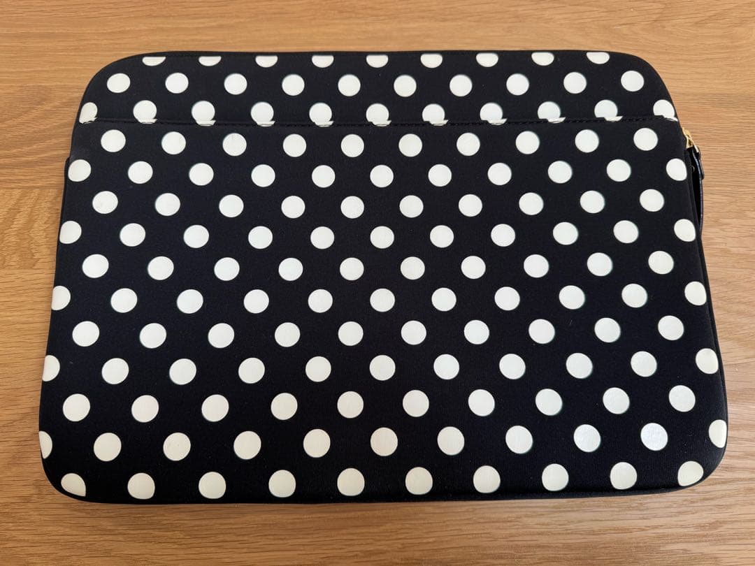 kate spade ドット柄 PCケース