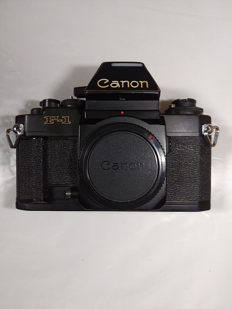 Canon New F1 AE ／ FD 50mm F1.4レンズ、フラッシュ付