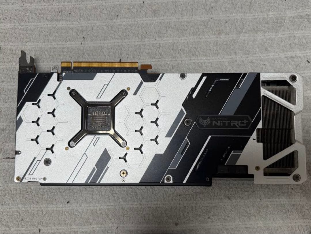 [ジャンク]Sapphire Nitro+ Radeon 5700XT 8GB