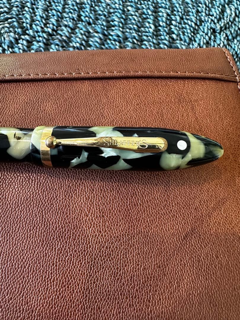 SHEAFFER ビンテージ万年筆 ブラック/クリーム