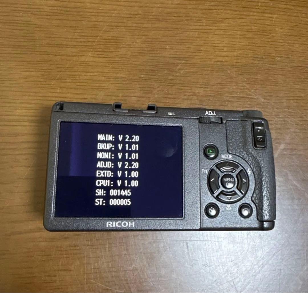 【mint】RICOH GR DIGITAL ii ケース付