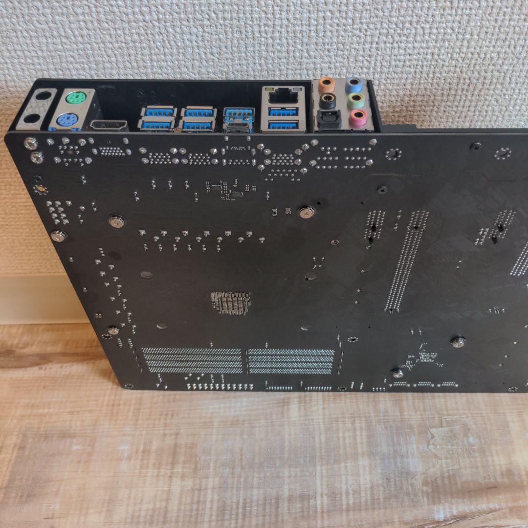 CPU AMD Ryzen 7 1800X ASRock マザーボード