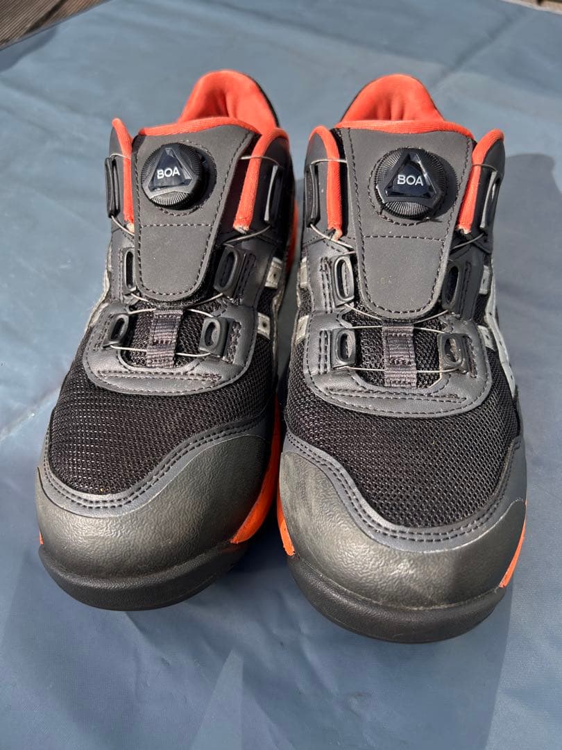 ASICS ウィンジョブ CP209 ボアシステム安全靴 ブラック/オレンジ