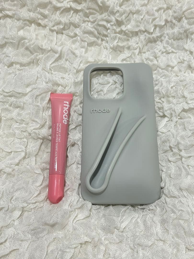 rhode 本物 iPhone 14pro ケース リップ付き ヘイリービーバー