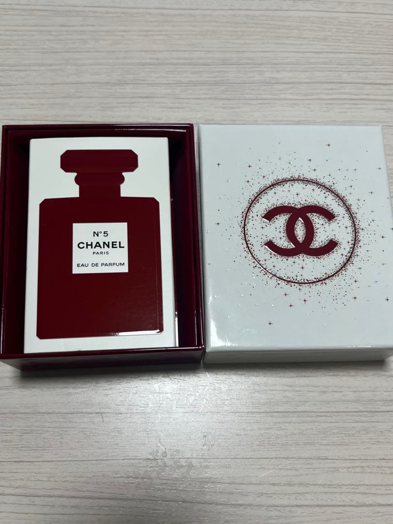 CHANEL N°5 Eau de Parfum 赤色ボトル シャネル 香水