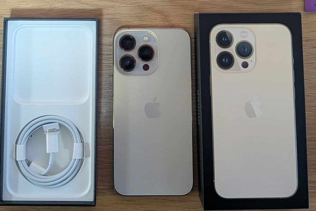 美品 Apple iPhone 13 Pro 512 GB ゴールド おまけ付き