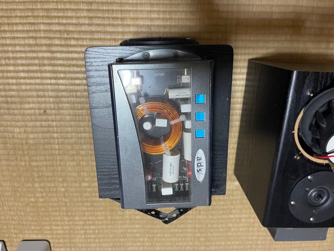 a/d/s 335is？345is？あたりです。ツィーターはvifa。