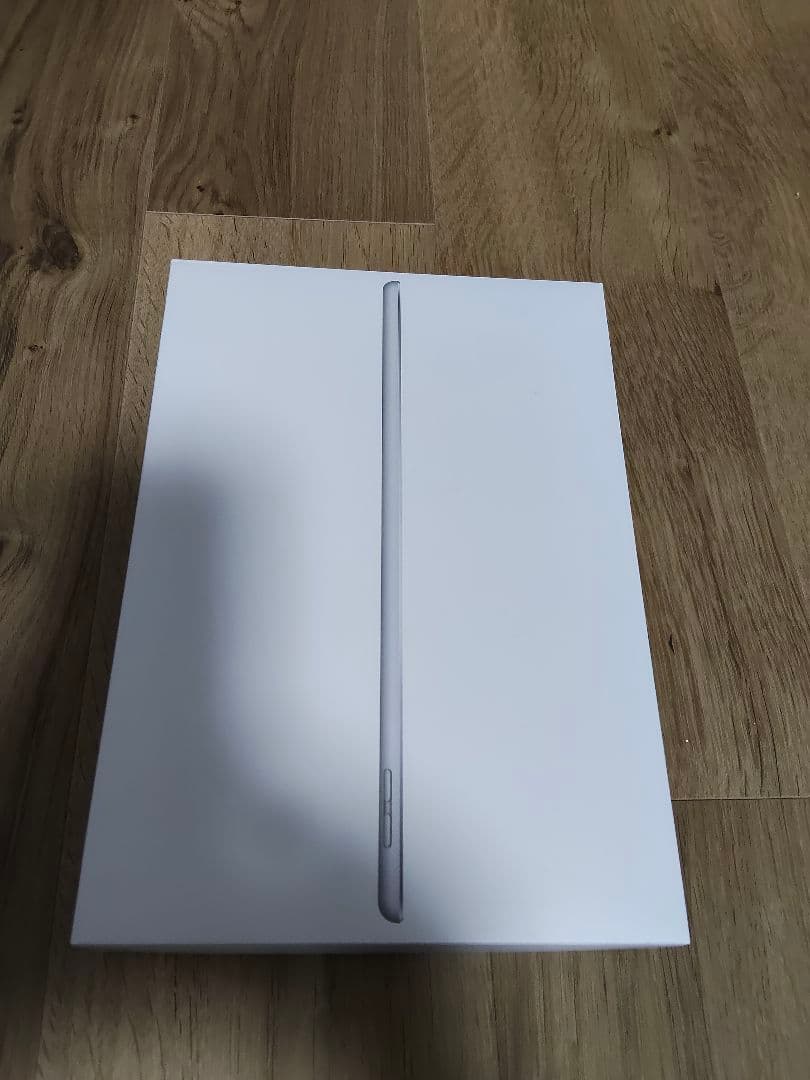 iPad 第7世代 32GB SoftBank 画面割れ ジャンク