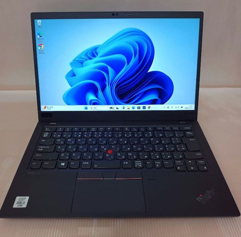 【美品】レノボ Thinkpad X1 Carbon gen8 i5