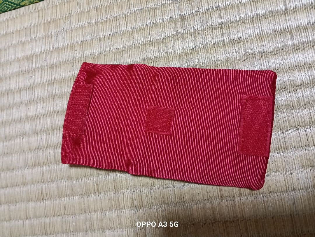 ノエビア　化粧小物収納ボックス ブラック レッド　非売品