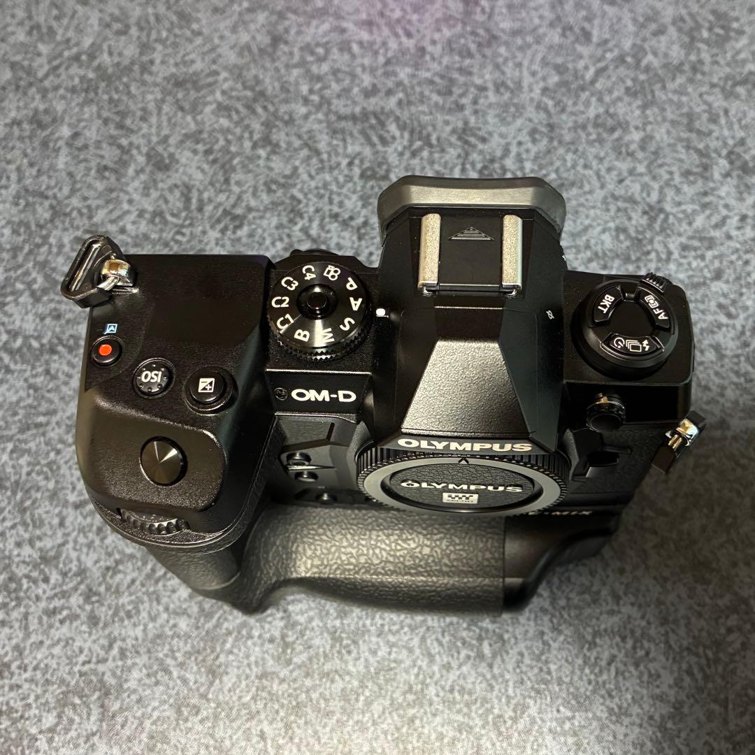 OLYMPUS OM-D E-M1X ミラーレス一眼カメラ ボディ
