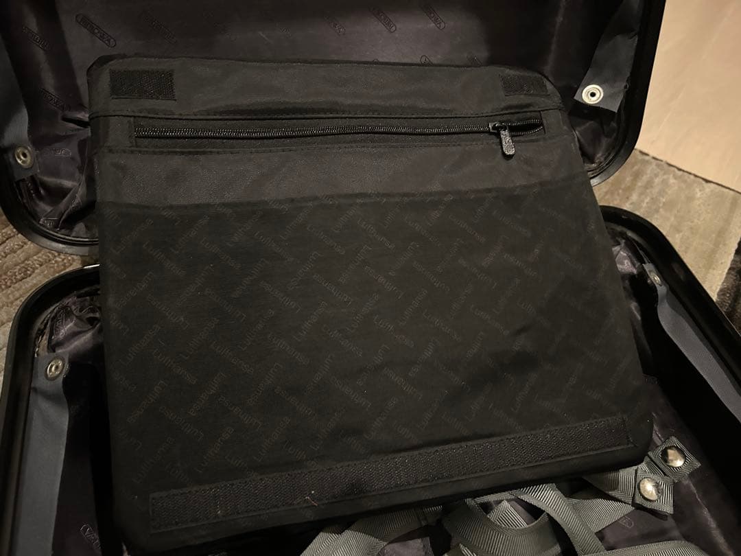 廃盤RIMOWA ステルス　4輪　26L 機内持ち込み