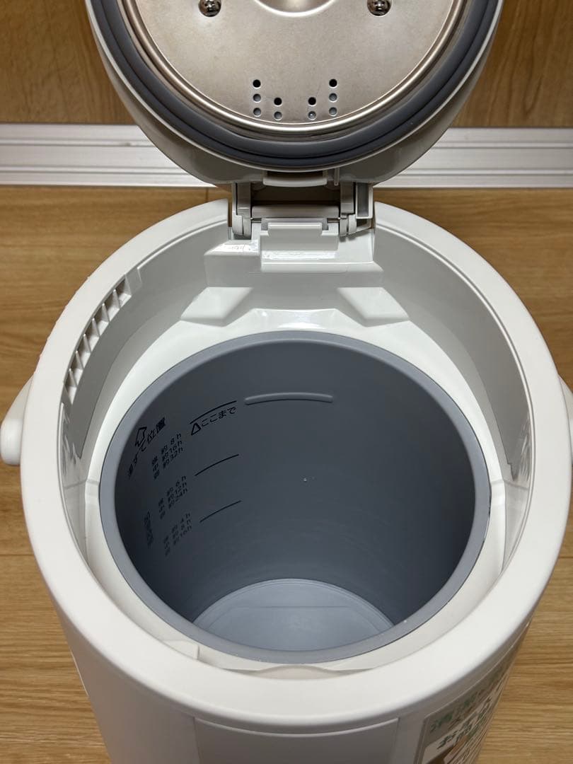 スチーム式加湿器 ZOJIRUSHI EE-DE50 24年製