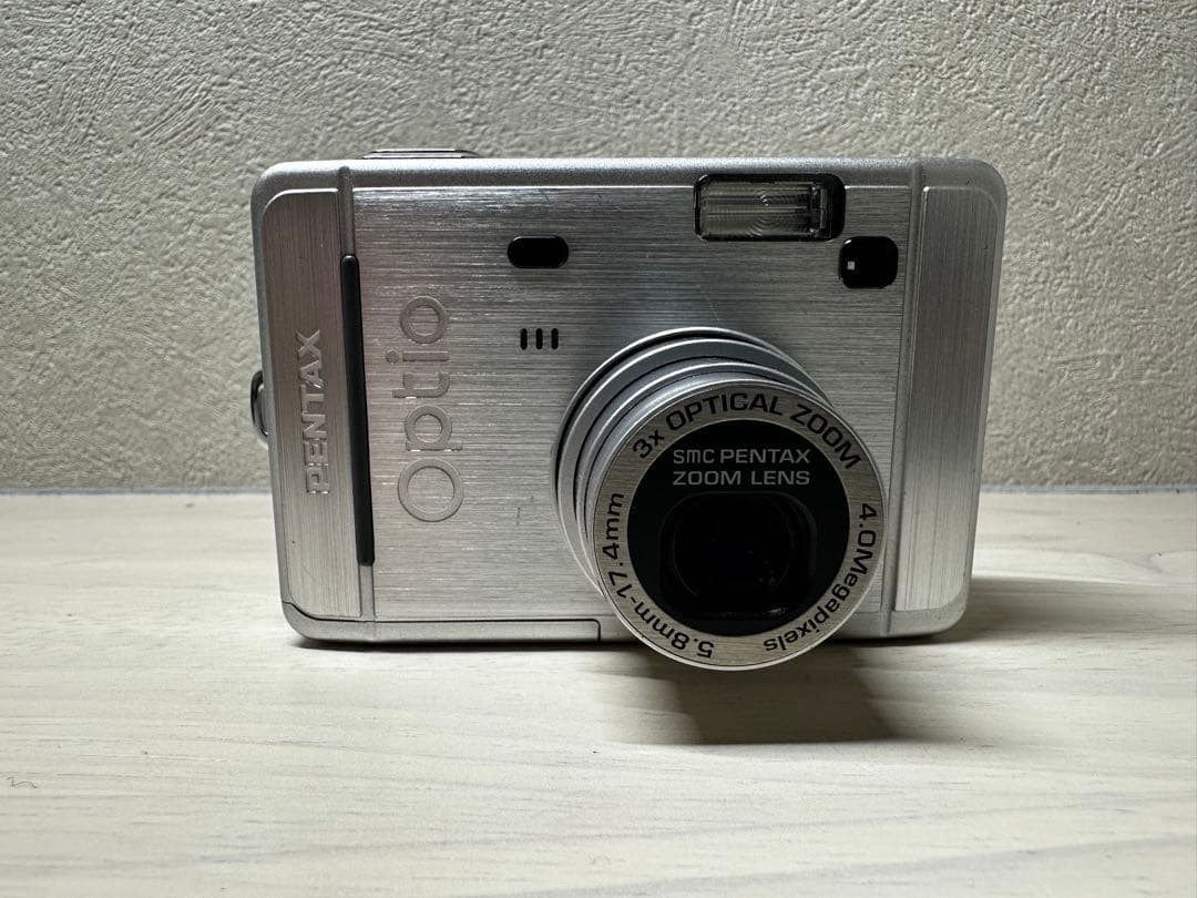 完動品【美品】CCD PENTAX Optio S40 乾電池　デジタルカメラ