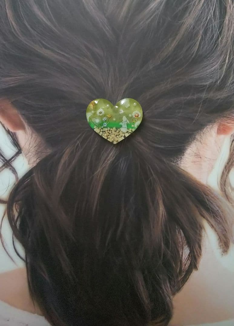 綿毛と星の砂 ハートレジンヘアゴム