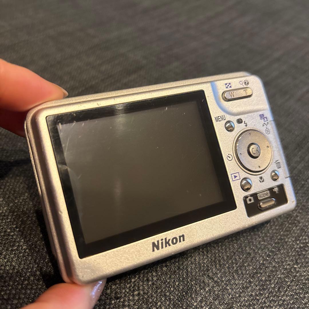 Nikon デジタルカメラ　COOLPIX S2