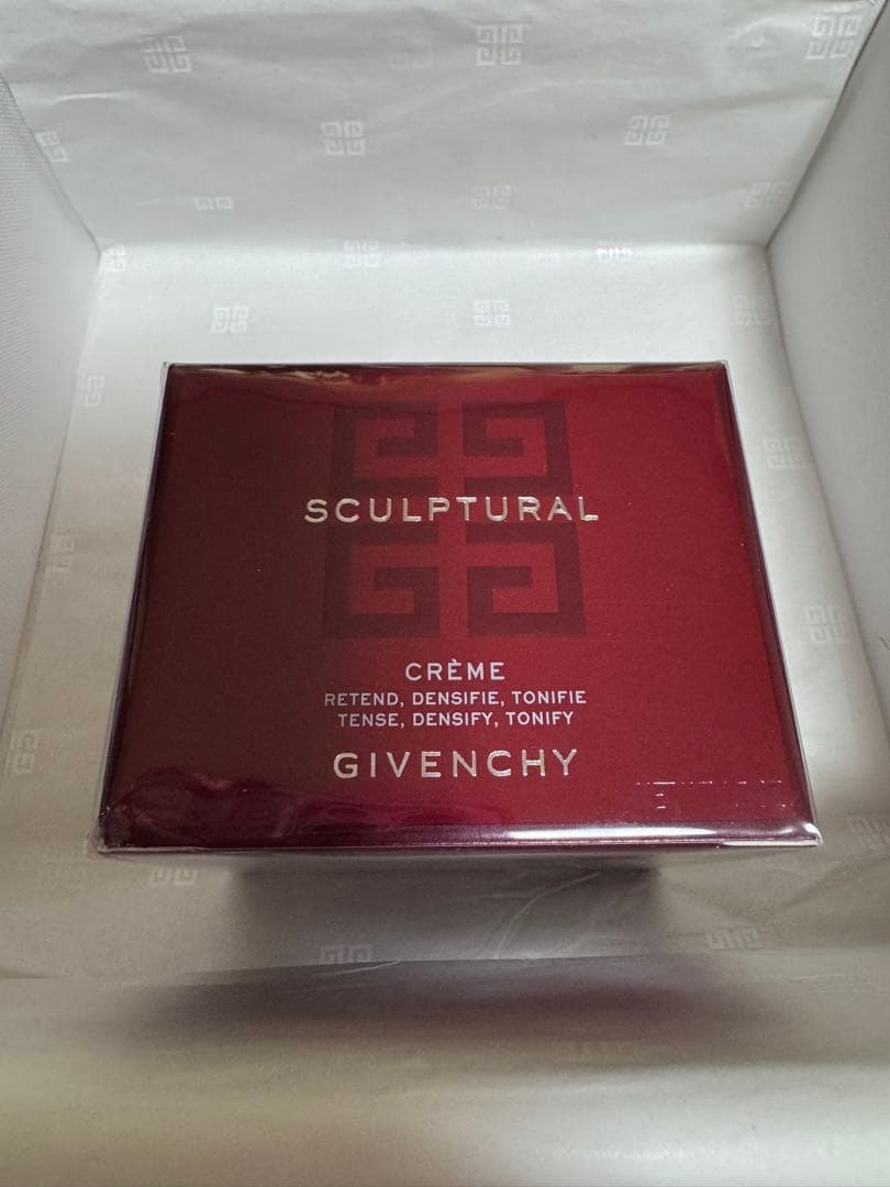 GIVENCHY スカルプチュラル クレーム︎⸜❤︎⸝‍