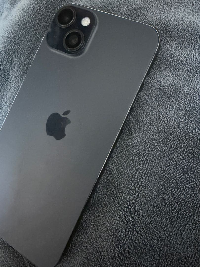 A*n様 iPhone 15 Plus 256GB SIMフリー ケースへこみや