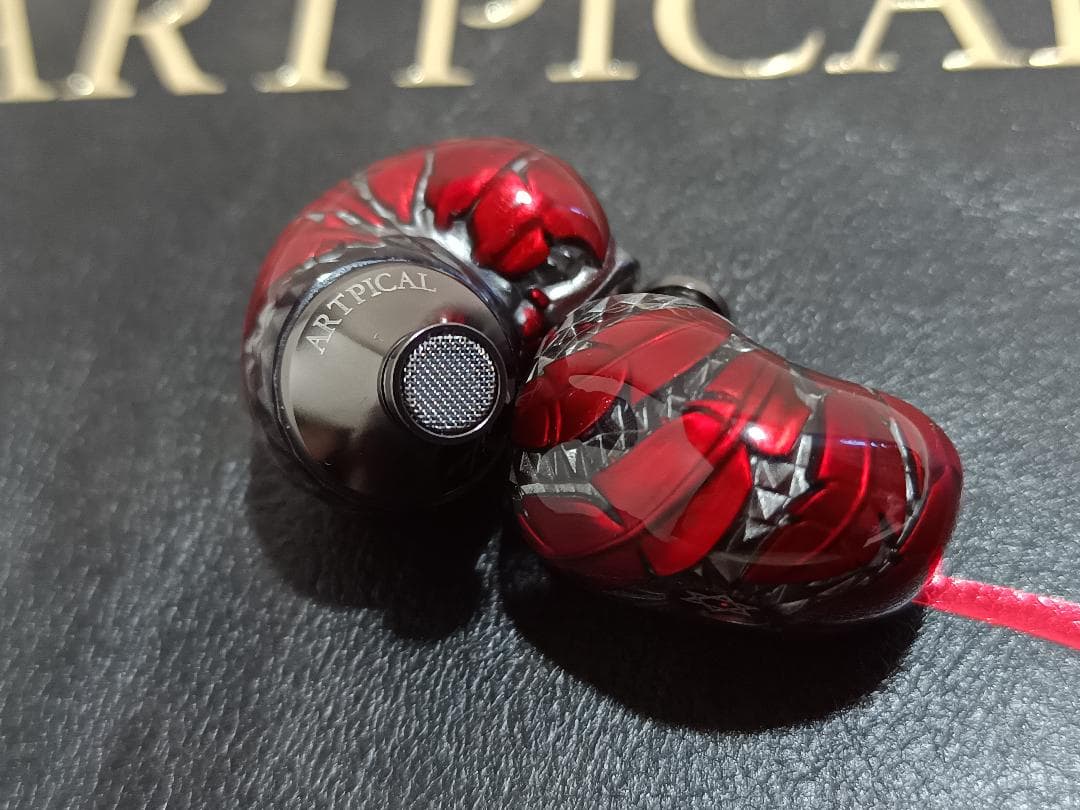 ARTPICAL Lucifer イヤホン 美品