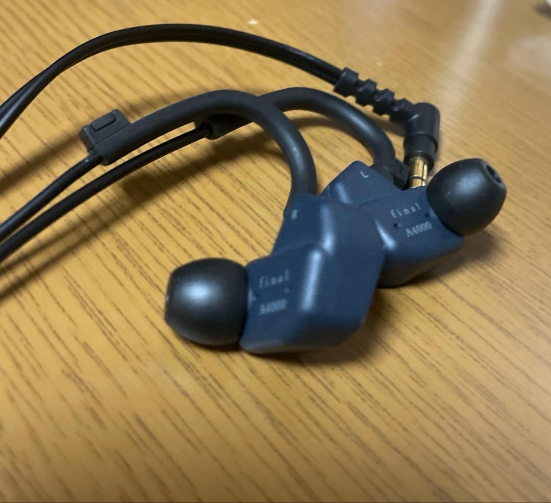 Final A4000 イヤホン 美品