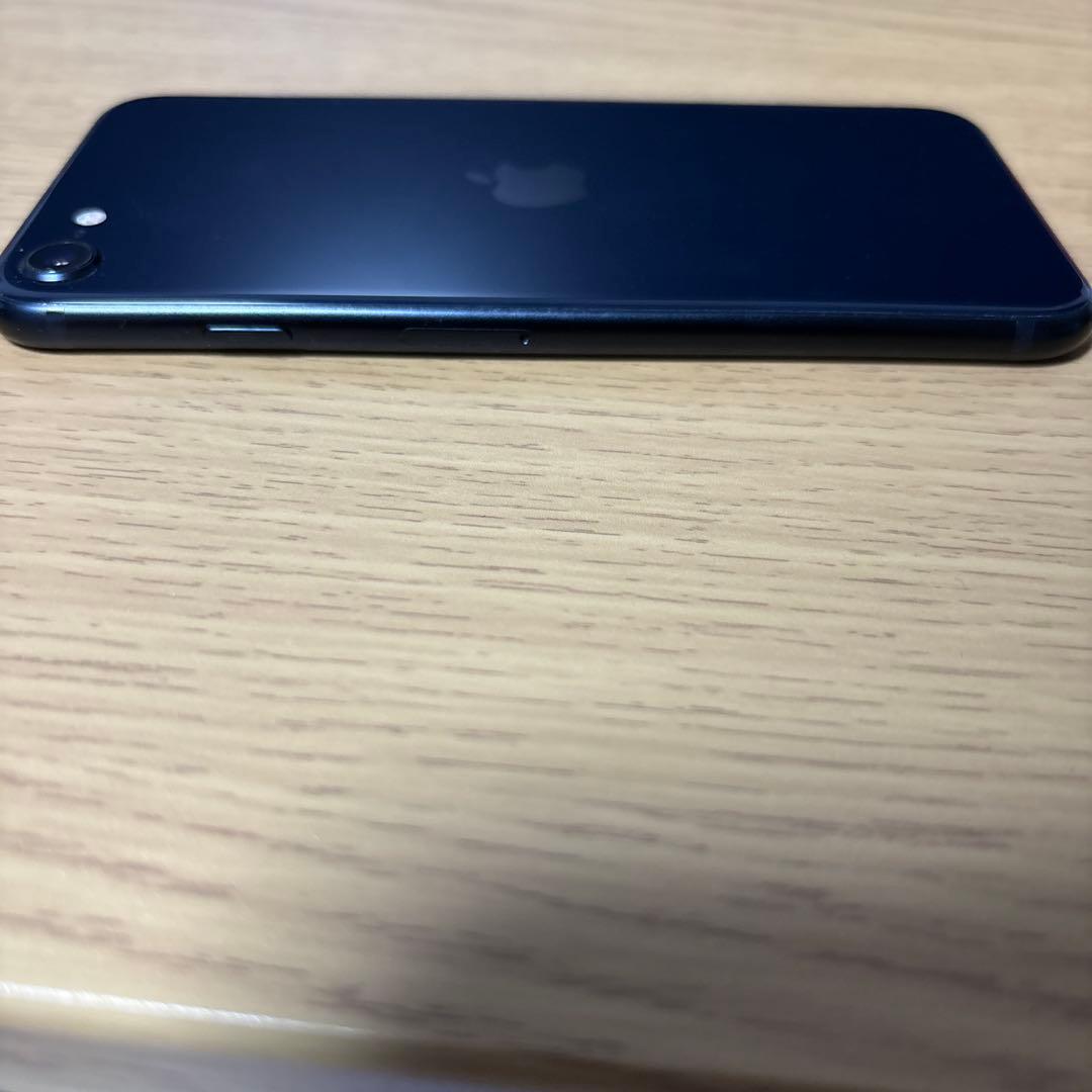 iPhone SE第3世代 64GB SIMフリー 利用制限⚪︎ ミッドナイト