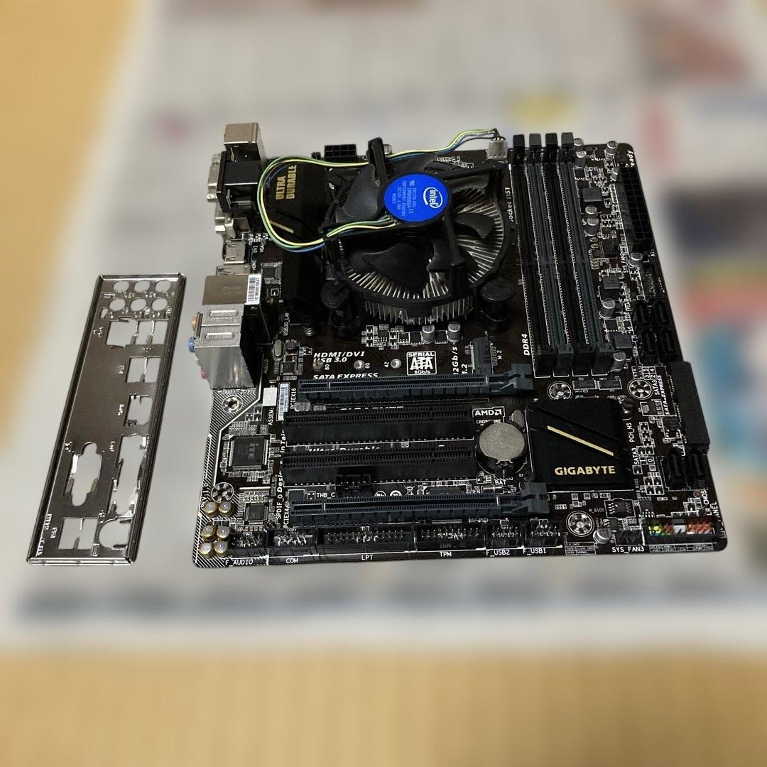 GIGABYTE GA-H81M-D3H マザーボード 本体