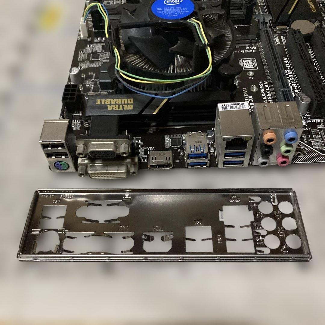 GIGABYTE GA-H81M-D3H マザーボード 本体