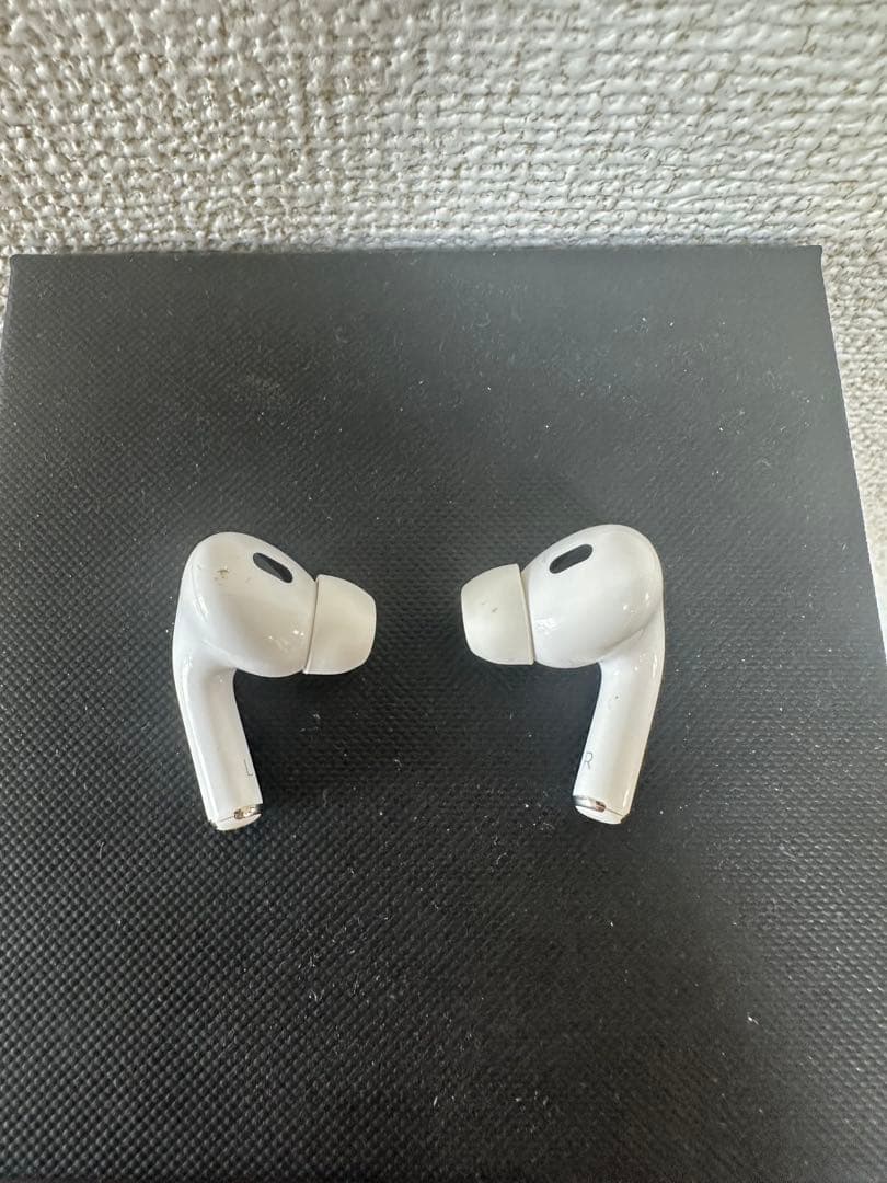 AirPods Pro 第2世代本体 充電ケース付き